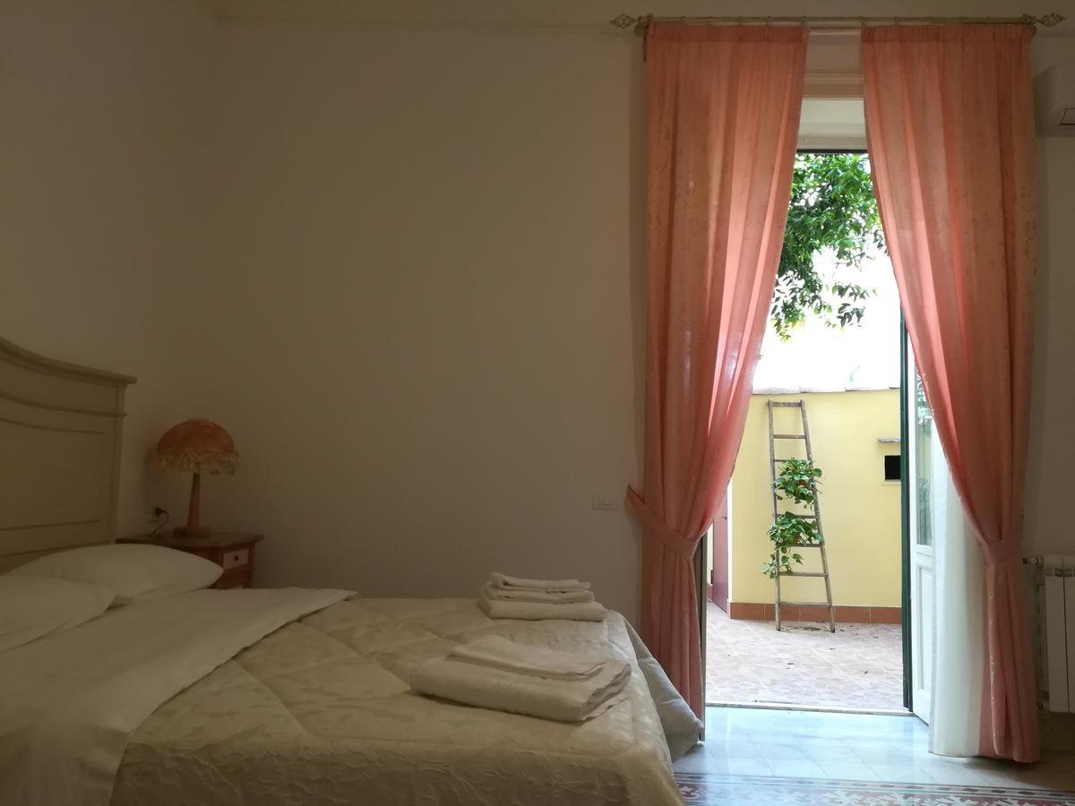 Le Rose Del Viale Otel Palermo Dış mekan fotoğraf