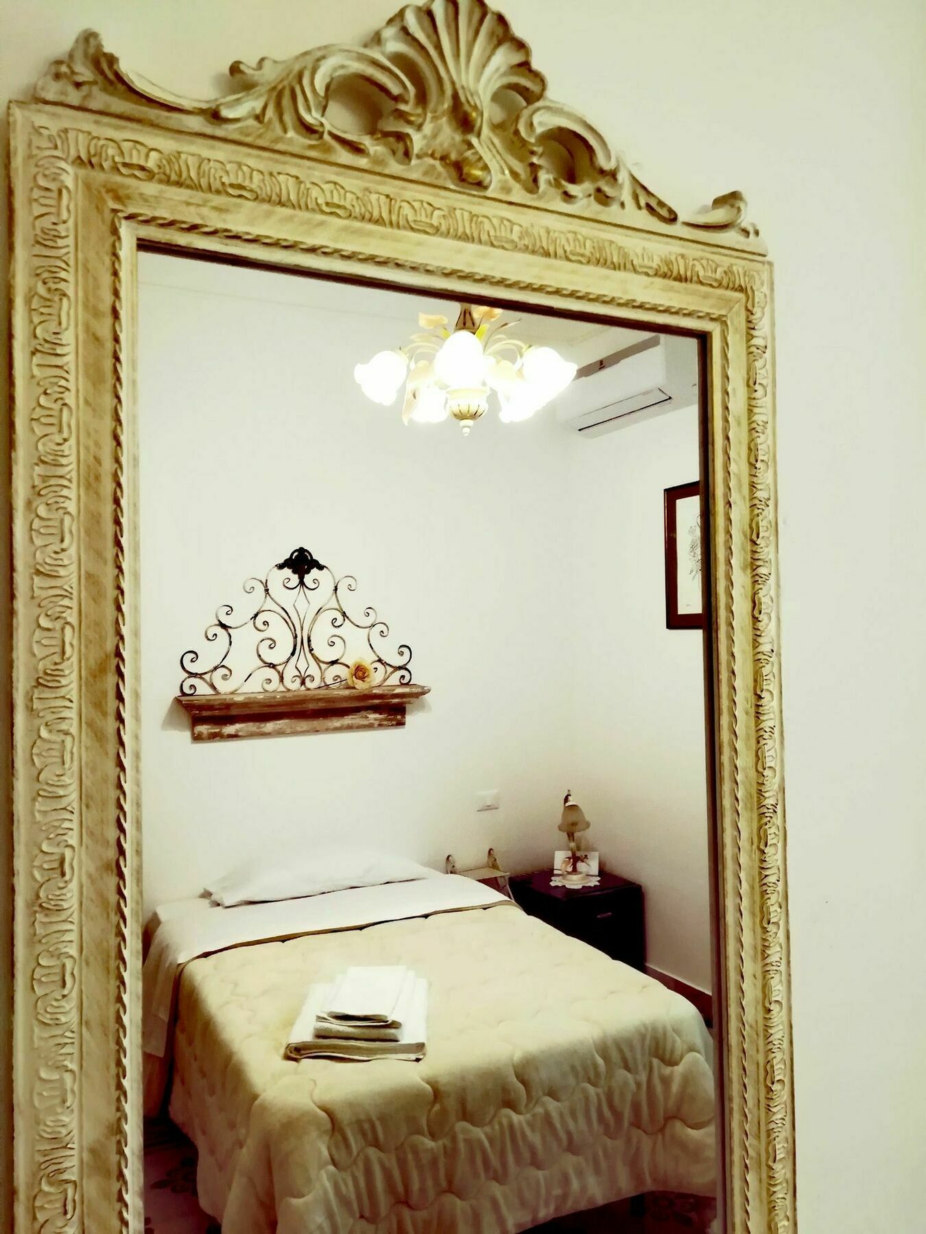 Le Rose Del Viale Otel Palermo Dış mekan fotoğraf